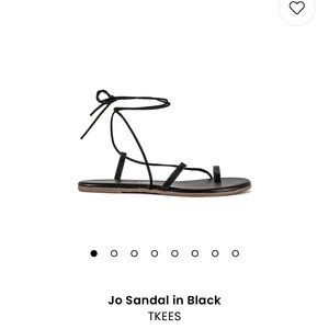 Joe Tkees sandals in black. Size 7 BNWOB